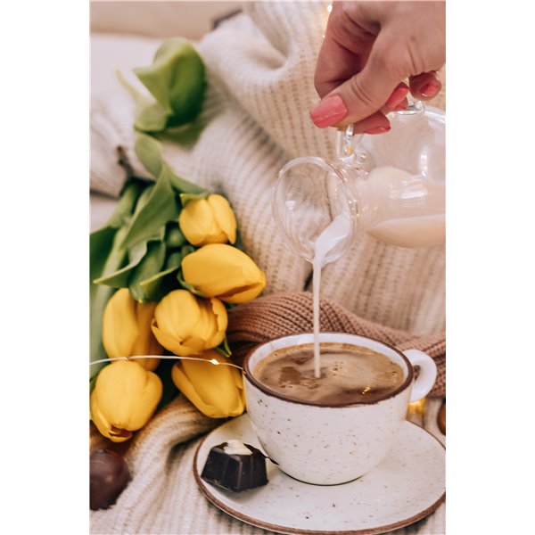 Elegancki dzbanek na mleko 250 ml